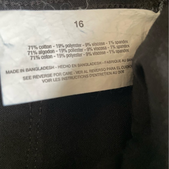 Gloria Vanderbilt All Around Slimming Effect Jeans - Picture 8 of 8